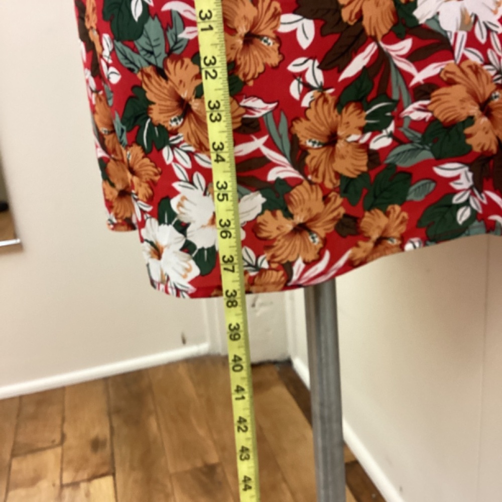 An island dream plus size dress - Picture 4 of 4